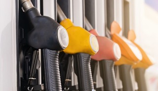 Ara&ccedil; sahipleri dikkat! Akaryakıtta yeni yıl zammı kapıda