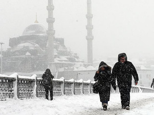 İstanbul Valiliği'nden kar yağışı uyarısı! Hangi il&ccedil;eler etkilenecek?