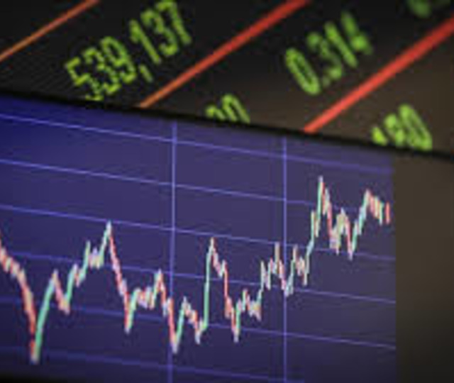 2026 İ&ccedil;in ETF Senaryoları: K&uuml;resel Fonlarda Yeni D&ouml;nem Mi?