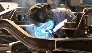 Bazı sanayi &uuml;r&uuml;nlerinin g&uuml;mr&uuml;k vergisiz ithalatı i&ccedil;in tarife kontenjanı belirlendi