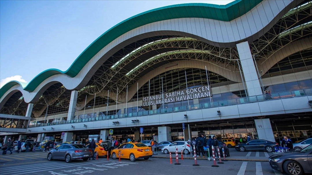 Sabiha G&ouml;k&ccedil;en Havalimanı Otopark &Uuml;cretlerine Dev Zam: İşte 2026 G&uuml;ncel Tarifesi
