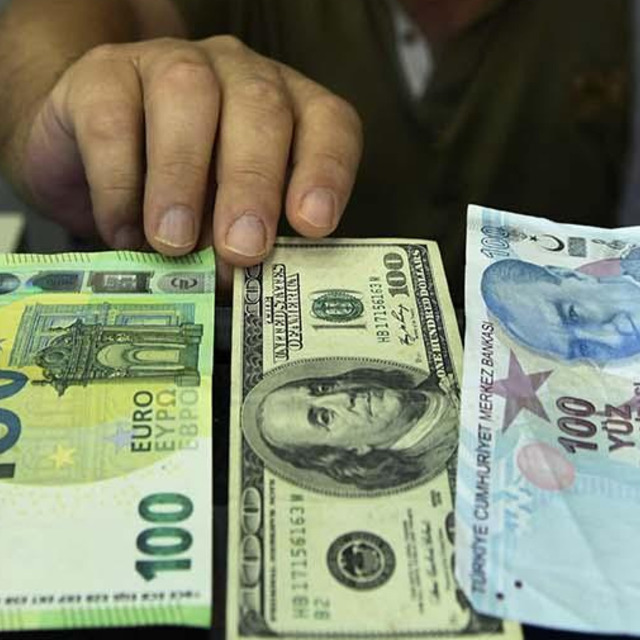 Dolar ve Euro İ&ccedil;in 2026 Tahminleri G&uuml;ncellendi: Y&ouml;n Neresi?