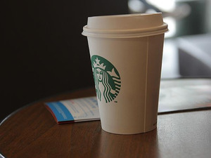 Ge&ccedil;tiğimiz yıl y&uuml;zde 15 y&uuml;kseltmişti! Dev kahve zincirinden T&uuml;rkiye fiyatlarına yeni zam kararı 