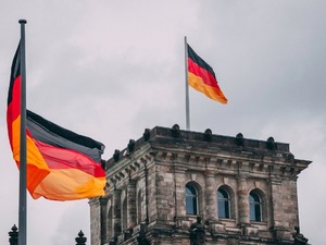 Almanya'da istihdam ge&ccedil;en yıl 2020'den beri ilk kez d&uuml;şt&uuml;