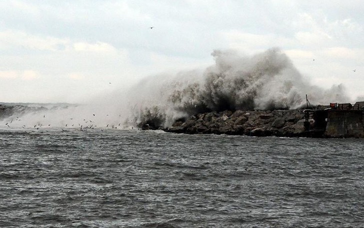 Meteorolojiden denizlerde fırtına uyarısı