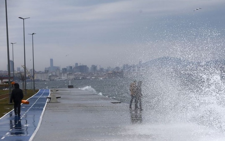 İstanbullular dikkat! Lodos uyarısı geldi