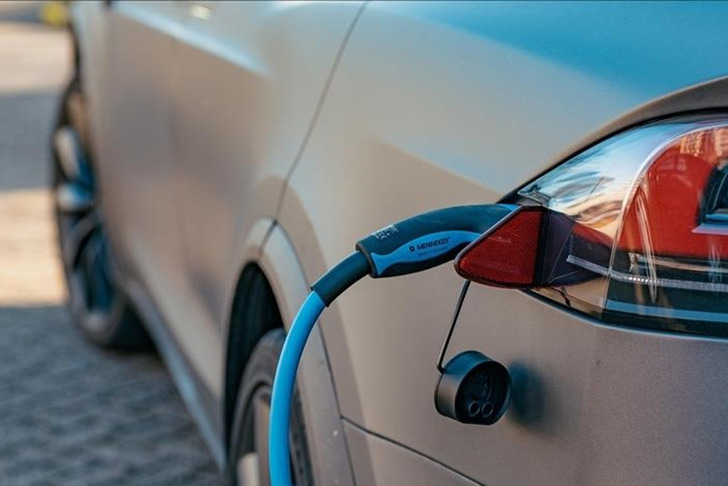 Norve&ccedil;'te elektrikli ara&ccedil;ların payı 2025'te rekor y&uuml;kseliş g&ouml;sterdi