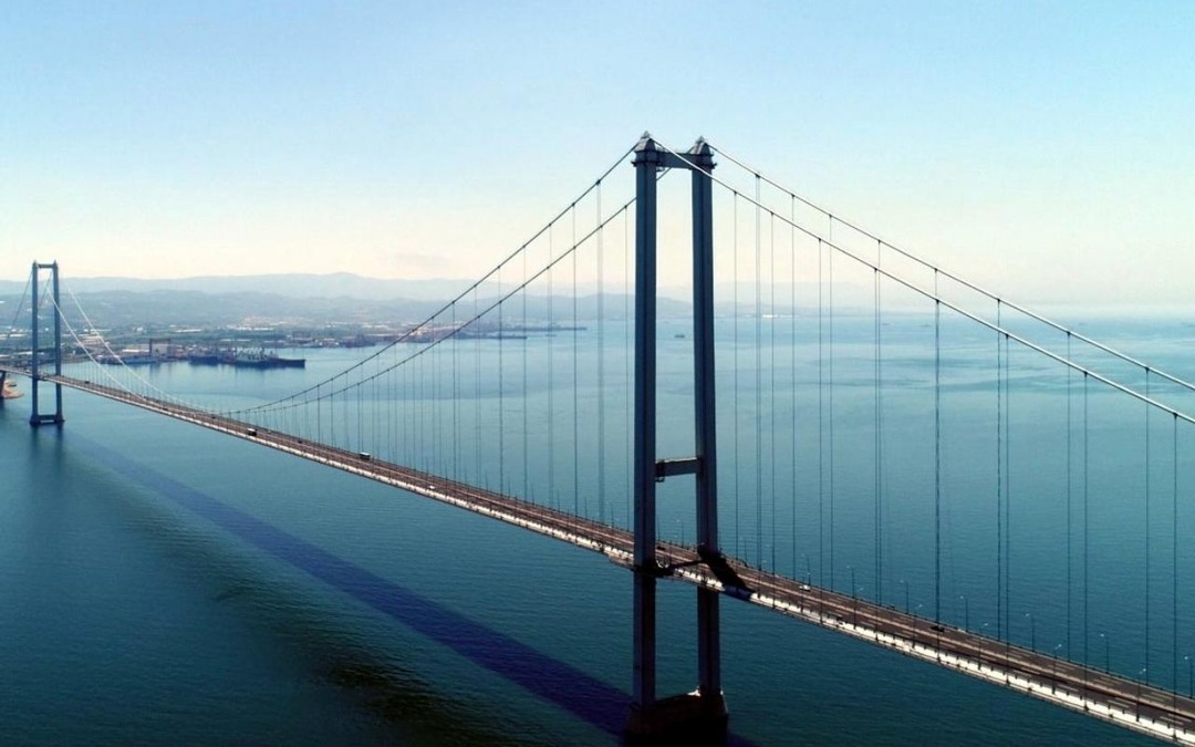 Otoyol ve k&ouml;pr&uuml;lerde 1 milyardan fazla ara&ccedil; ge&ccedil;işi oldu