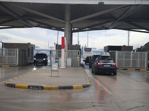 Trakya g&uuml;mr&uuml;k kapılarından 2025'te 15 milyondan fazla yolcu ge&ccedil;ti