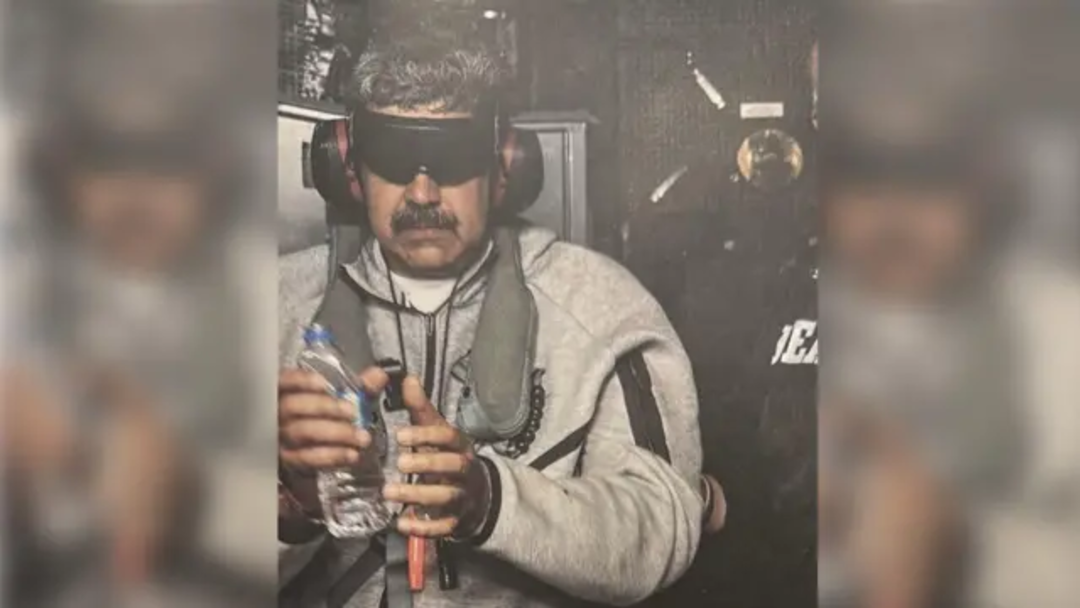 Yakalanma g&ouml;r&uuml;nt&uuml;s&uuml; yetti! Maduro&rsquo;nun eşofmanı ABD&rsquo;de kapış kapış