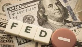 Fed 2026&rsquo;da Frene mi Basıyor? Piyasalarda &lsquo;Ocak&rsquo; Alarmı: Faiz İndirimleri Duracak mı?