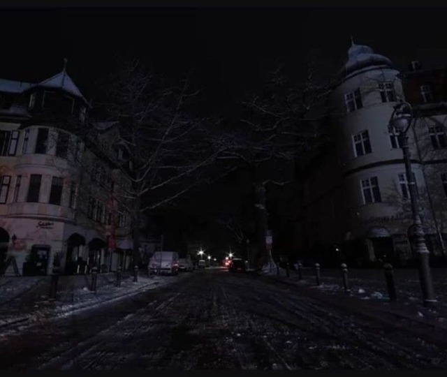 Berlin&rsquo;de ne oluyor? Volkan Grubu&rsquo;nun sabotajı başkenti fel&ccedil; etti