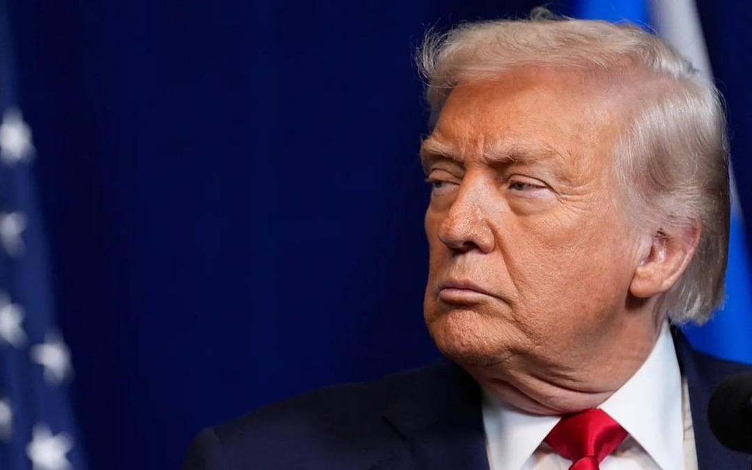 D&uuml;nya diken &uuml;st&uuml;nde! Trump'tan 5 &uuml;lkeye tehdit: Peş peşe sıraladı