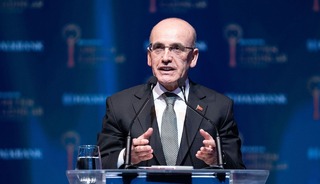 Bakan Şimşek'ten enflasyon a&ccedil;ıklaması: "Programımızı kararlılıkla uygulamaya devam edeceğiz"