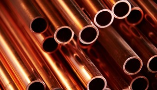 Piyasaların yeni g&ouml;zdesi bakırdan g&uuml;&ccedil;l&uuml; ralli! Rekor kırdı