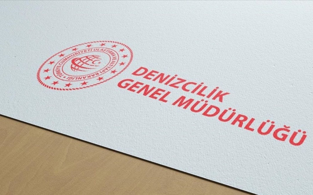Karadeniz'de s&uuml;r&uuml;klenen T&uuml;rk gemisi karaya oturdu: A&ccedil;ıklama geldi