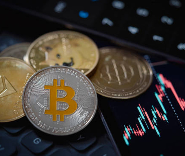 Kripto piyasasında g&uuml;&ccedil;l&uuml; y&uuml;kseliş! Bitcoin 7 haftanın rekorunu kırdı