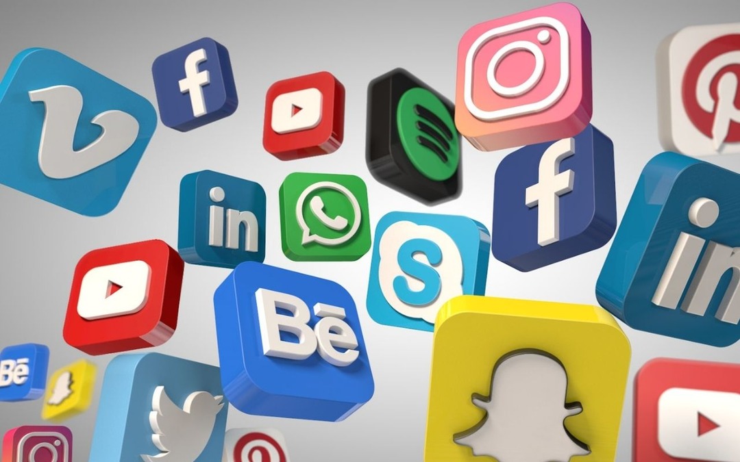 Bakan G&ouml;ktaş'tan sosyal medya a&ccedil;ıklaması: 15 yaş altına yasak geliyor