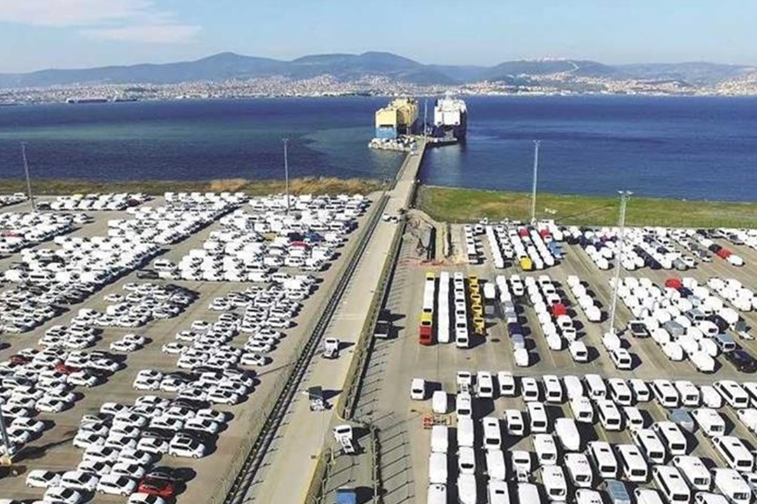 T&uuml;rkiye otomotiv sekt&ouml;r&uuml; 2025'te ihracat rekoru kırdı
