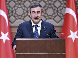 Cumhurbaşkanı Yardımcısı Yılmaz a&ccedil;ıkladı: En d&uuml;ş&uuml;k emekli aylığına d&uuml;zenleme gelecek mi?