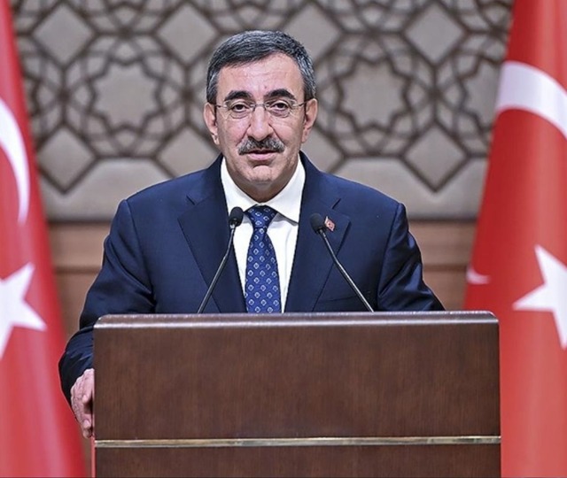 Cumhurbaşkanı Yardımcısı Yılmaz a&ccedil;ıkladı: En d&uuml;ş&uuml;k emekli aylığına d&uuml;zenleme gelecek mi?