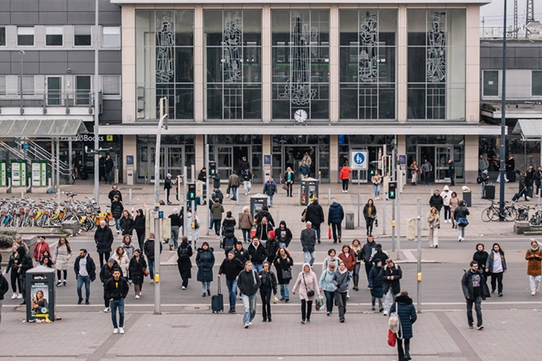 Almanya'da son 25 yılın en k&ouml;t&uuml; rakamı! Bir &ouml;nceki aya kıyasla 23 bin kişi oldu