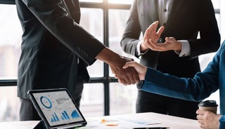 T&uuml;rkiye ekonomi tarihinde rekor yılı: 2025&rsquo;te şirket evlilikleri 466 milyar TL&rsquo;yi aştı