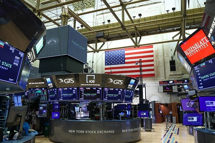 New York borsası d&uuml;ş&uuml;şle a&ccedil;ıldı