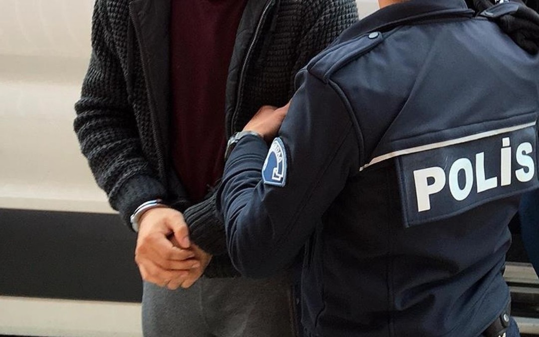 Altın ka&ccedil;ak&ccedil;ılığı soruşturmasında &uuml;&ccedil;&uuml;nc&uuml; dalga: 7 dev şirkete eş zamanlı operasyon