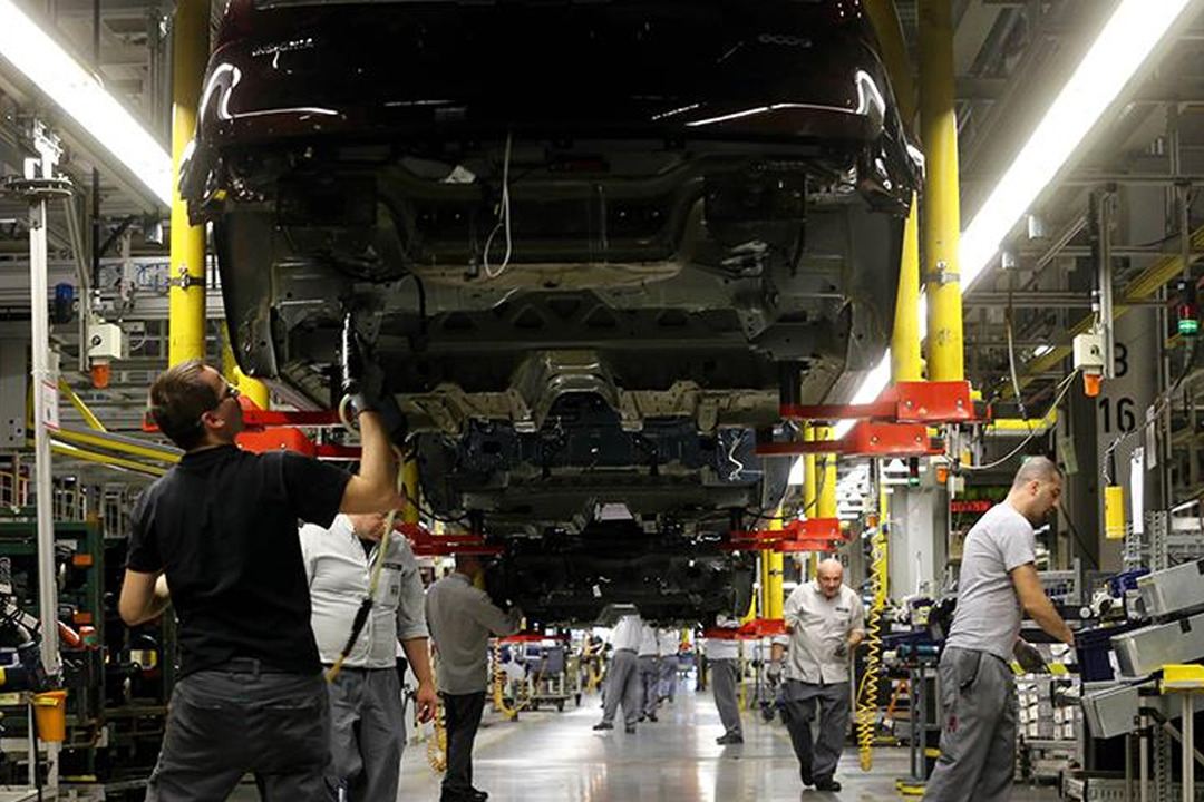 Almanya'da sanayi &uuml;retimi Kasım 2025'te beklentinin &uuml;zerinde arttı