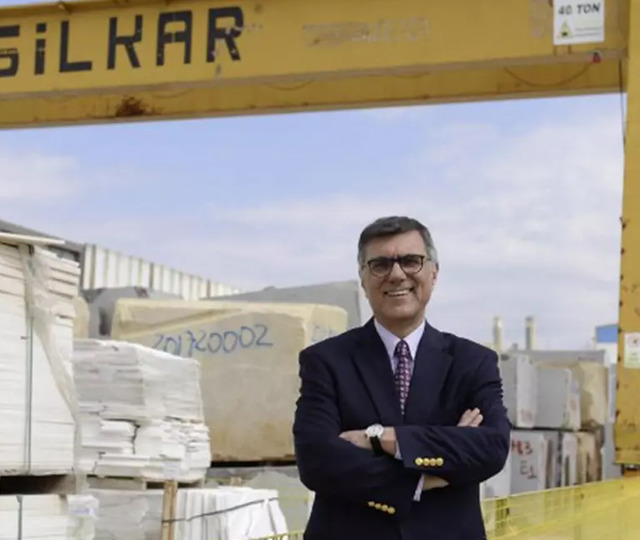 Safari gezisi sırasında &ccedil;atışmanın ortasında kaldı! T&uuml;rk iş insanından acı haber