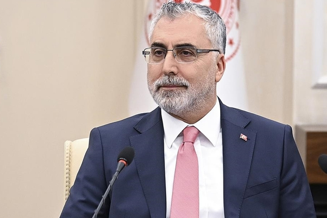 Bakan Işıkhan'dan CHP'ye sert tepki! "&Ouml;nce SGK bor&ccedil;larını &ouml;deyin"