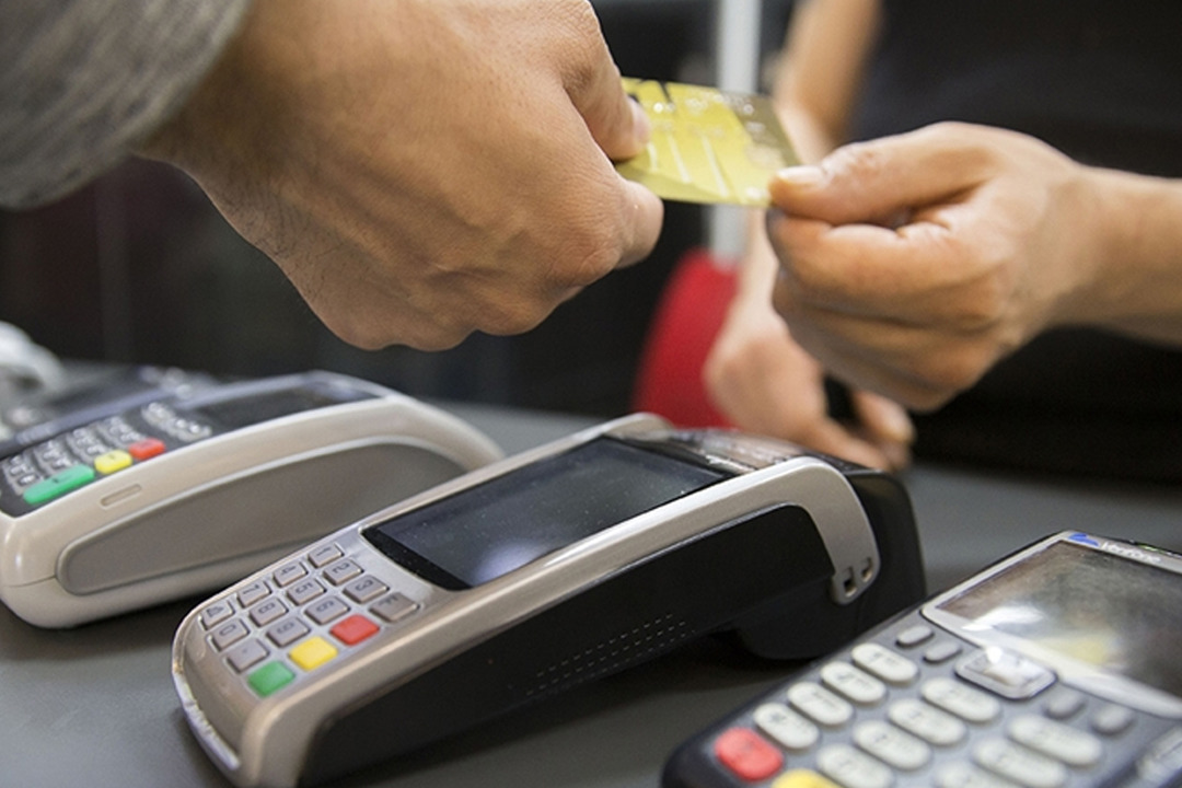 Kredi kartı kullanan milyonlarca kişiyi ilgilendiriyor! Yarından itibaren değişiyor