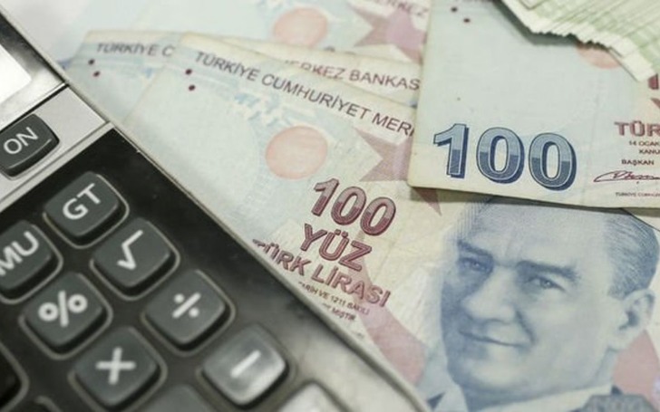 T&uuml;rkiye Kamu-Sen'den memur ve emeklilere "ek zam" talebi