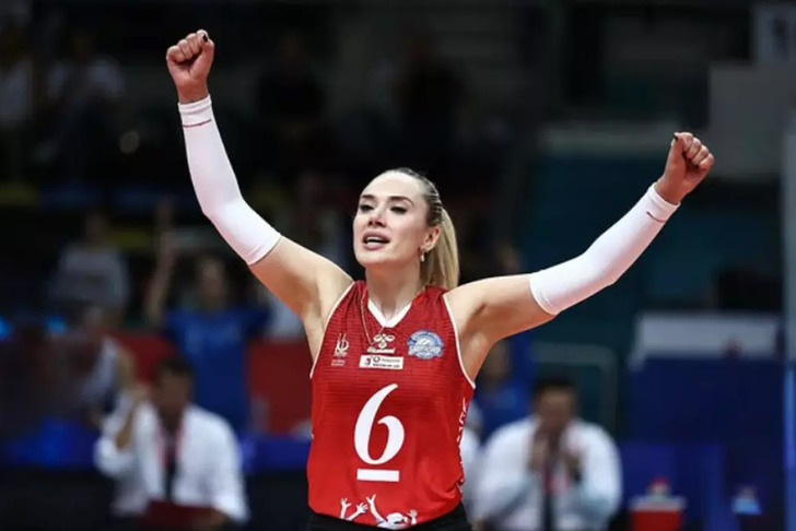 SON DAKİKA! &Uuml;nl&uuml;lere uyuşturucu operasyonu! Voleybolcu &Ccedil;ayırgan dahil 19 g&ouml;zaltı