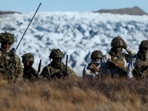 Avrupa'dan Gr&ouml;nland'a askeri kalkan: &Uuml;&ccedil; &uuml;lke asker g&ouml;nderiyor