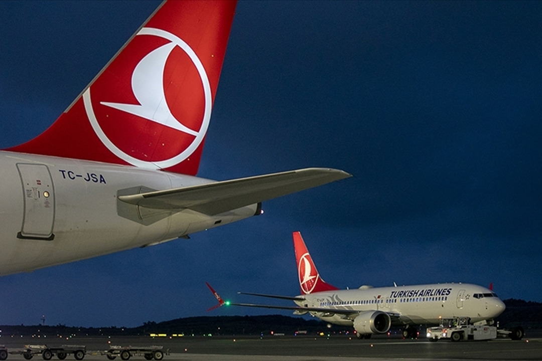 THY'nin İstanbul-Barselona u&ccedil;uşunda bomba paniği! İlk a&ccedil;ıklama geldi