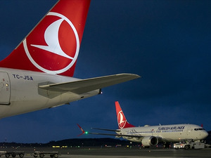 THY'nin İstanbul-Barselona u&ccedil;uşunda bomba paniği! İlk a&ccedil;ıklama geldi