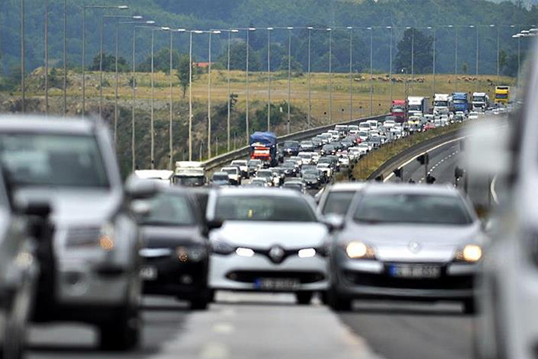 Trafiğe kaydı yapılan ara&ccedil; sayısı ge&ccedil;en yıl 2 milyonu aştı