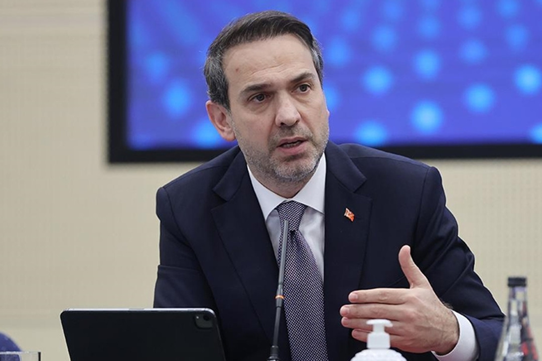 Bakan Bayraktar a&ccedil;ıkladı! Karadeniz'de 6 yeni sondaj programı