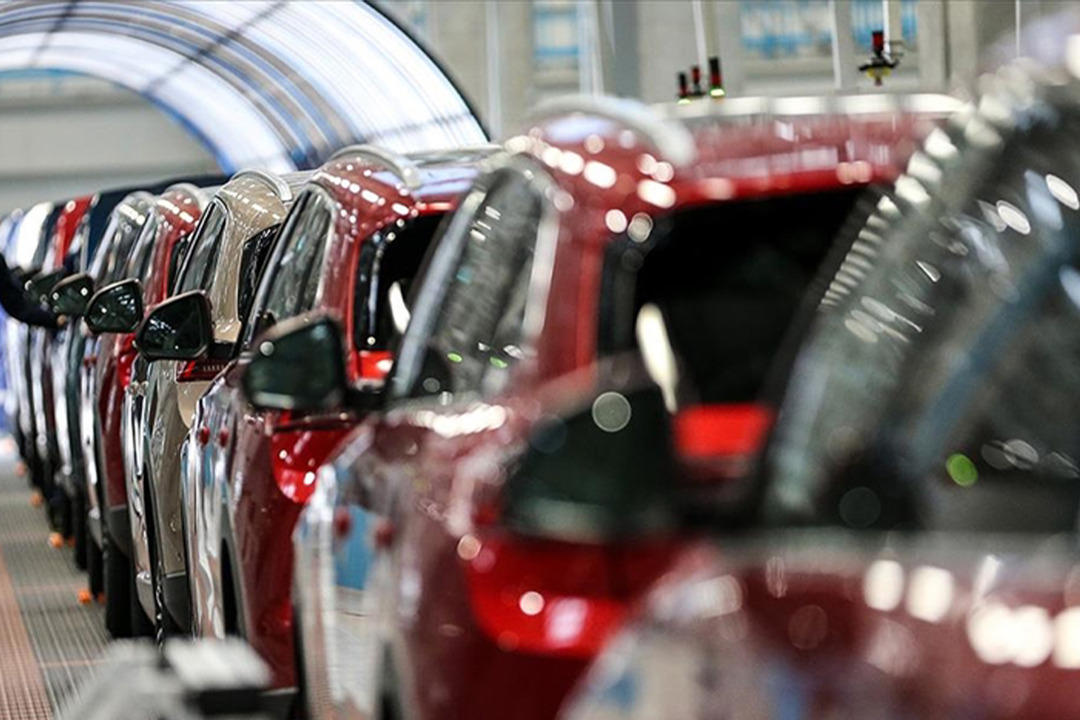 Otomobilde indirim yapan yandı! 'Ağır cezalar' kapıda: &Ccedil;in'den net uyarı