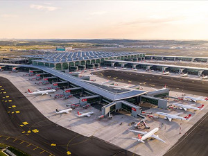 Bakan duyurdu! Havalimanı pistleri 241 kilometreyi aştı