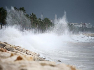 İstanbul Valiliğinden fırtına uyarısı