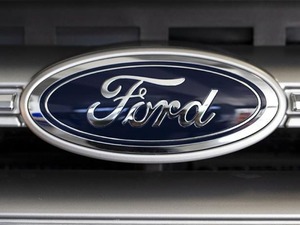 2025 yılı hafif ticari ara&ccedil; satış rakamları a&ccedil;ıklandı: Ford zirveyi bırakmadı!