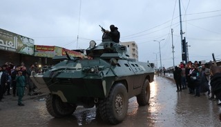 Suriye birlikleri Deyrizor'un doğu kırsalına girmeye başladı