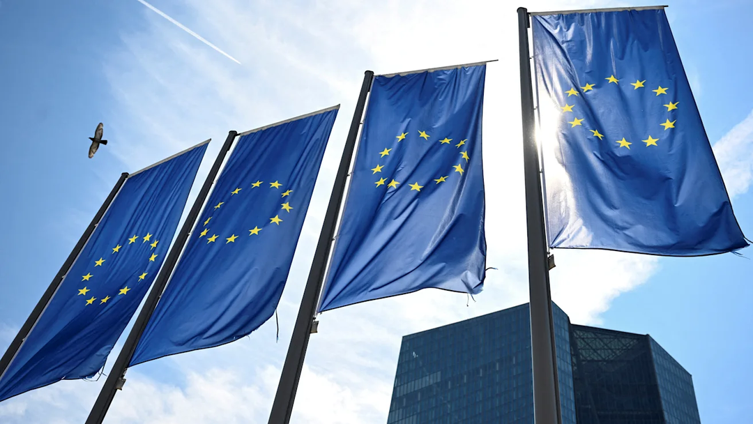 D&uuml;nyanın Kaderi Bu Tehdide Bağlı: Avrupa&rsquo;dan Trump&rsquo;a 8 Trilyon Dolarlık "Finansal Atom Bombası" Resti