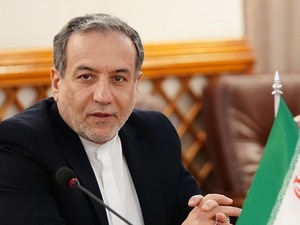 İran Dışişleri Bakanı, Davos davetinin iptal edildiğini a&ccedil;ıkladı