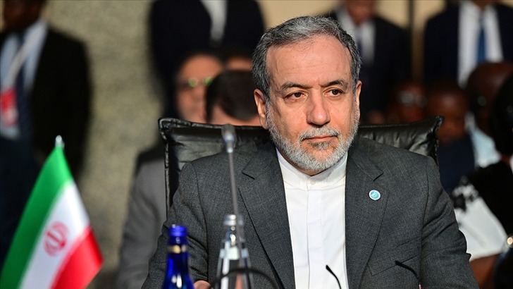 İran Dışişleri Bakanı&rsquo;ndan ilk a&ccedil;ıklama: "ABD ile g&ouml;r&uuml;şme iyi bir başlangı&ccedil; oldu" 