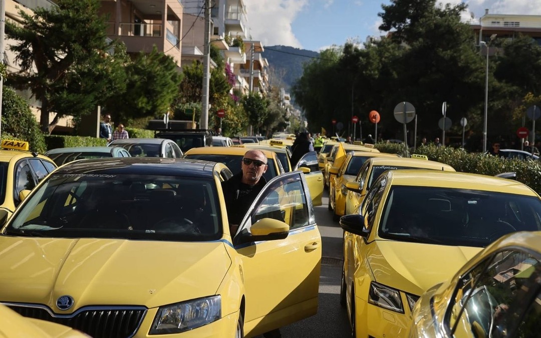 Atina'da taksiciler 48 saatlik greve başladı