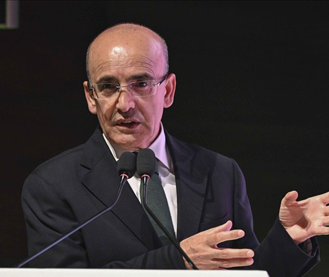 Hazine'den dijital hamle! Bakan Şimşek vergi ka&ccedil;ıranları uyardı: "Anında tespit ediyoruz"